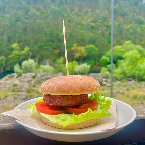 casa-do-areinho - Vegan Burger