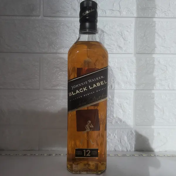 casa-night-club - Johnnie Walker Black