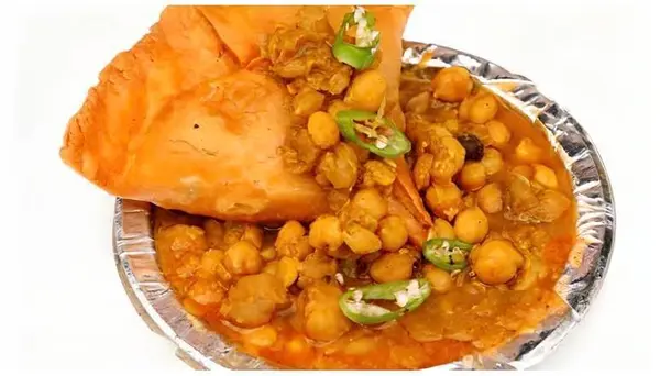 chaat-corner - Samosa With Cholay (2 pcs)