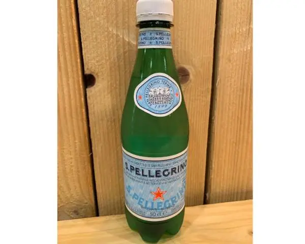 cheezy-pizza - San Pellegrino