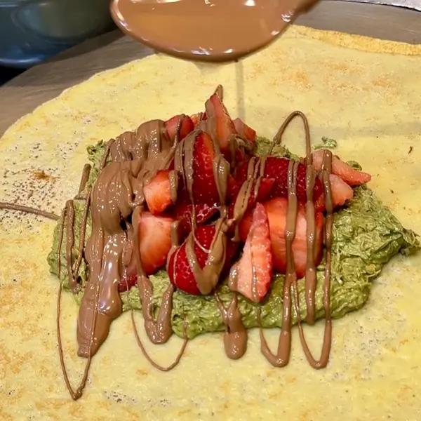 choco-choo-bay-st - Strawberry Dubai Chocolate (Crepe, Waffle, Croffle) 🍓🇦🇪