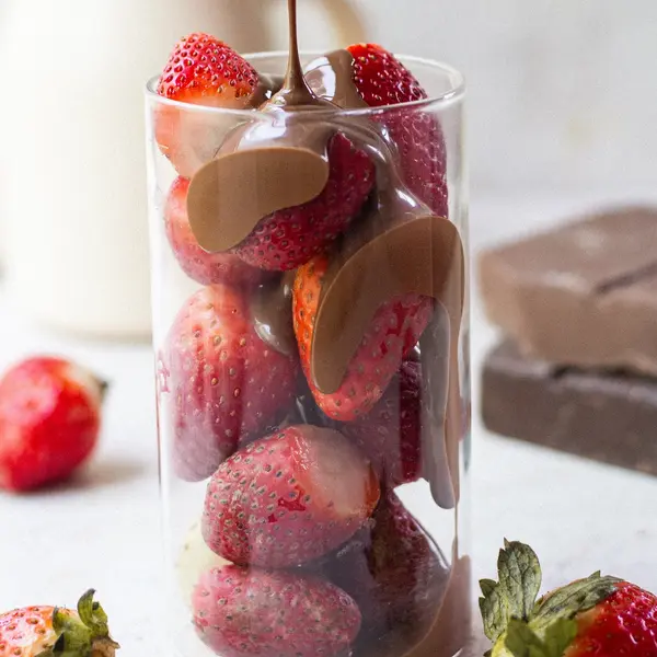 choco-choo-bay-st - Strawberry & Chocolate