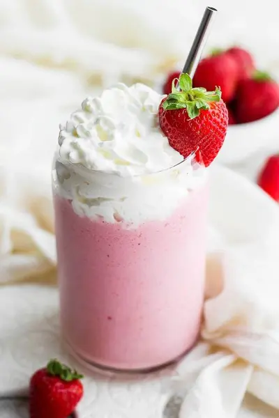 choco-choo-express - Strawberry Milkshake