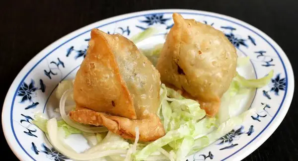 chutney - Vegetable Samosa (2 pcs)