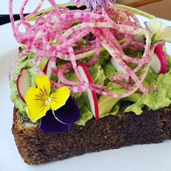 cinderella-bakery-cafe - Avocado Toast