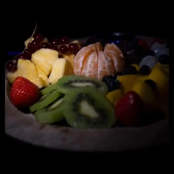 cinquieme-empire - Seasonal fruit platter