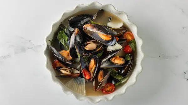 city-thai - Steamed Mussels with Thai Basil (GF) (New**)