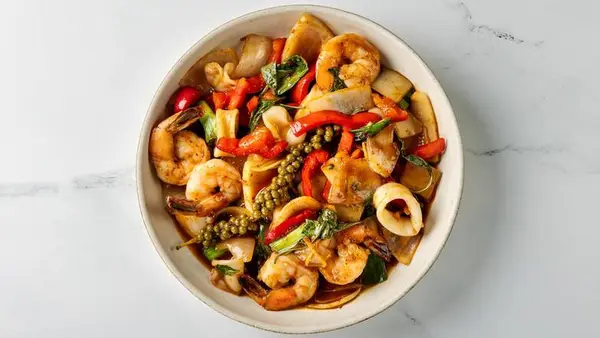 city-thai - Young Coconut Seafood Pad Phet (GF)