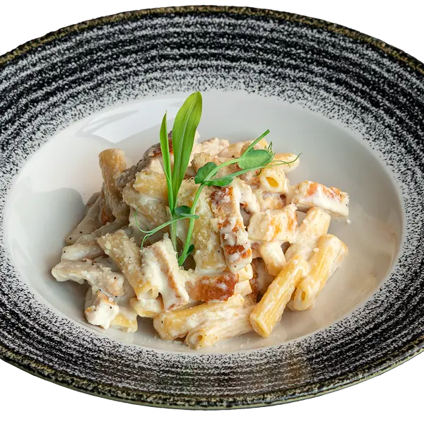 concept-food-cafe-bar - Chicken Alfredo (500 Calories)