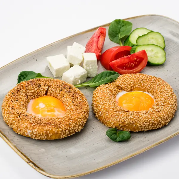 concept-food-cafe-bar - A bagel on the eye