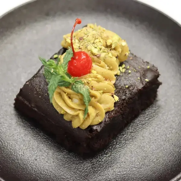 concept-food-cafe-bar - Чоко брауни без глутен