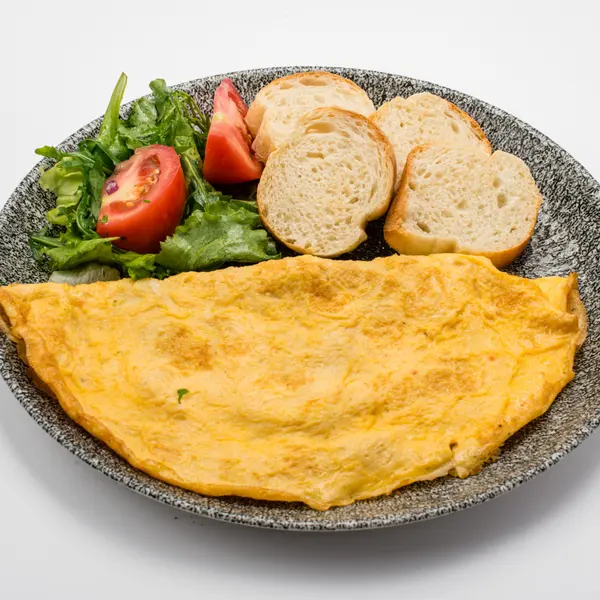 concept-food-cafe-bar - Classic omelette