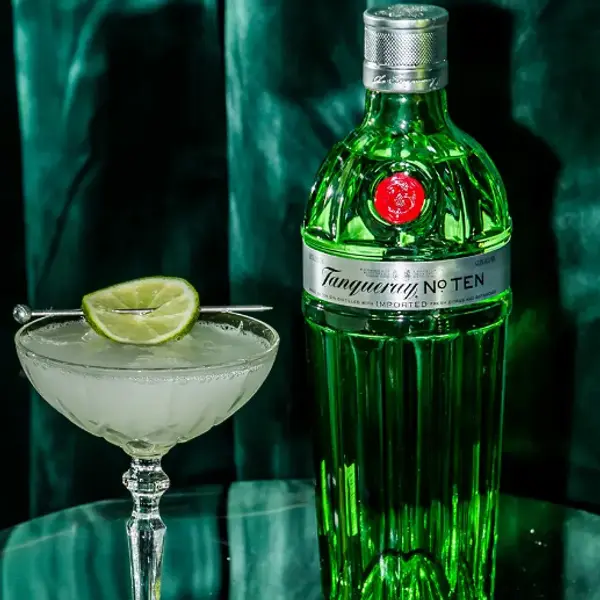 convi-bistrot - TANQUERAY N° TEN