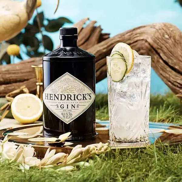 convi-bistrot - GIN HENDRICK'S