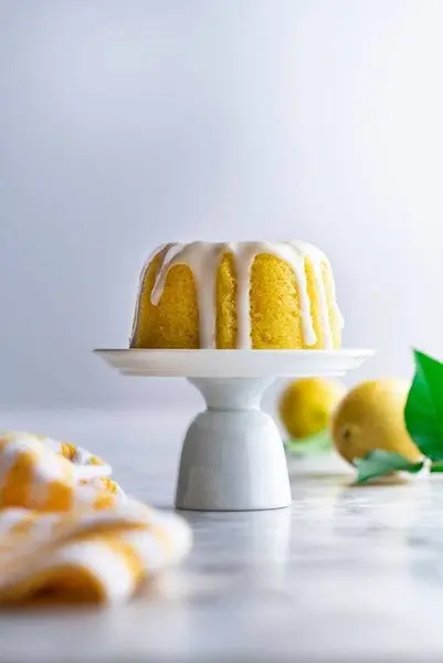 corner-bakery-cafe - Lemon Baby Bundt Cake