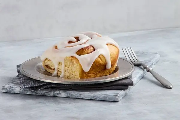 corner-bakery-cafe - Cinnamon Roll