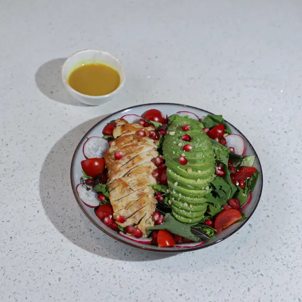 crane-cafe - Chicken Avocado Salad