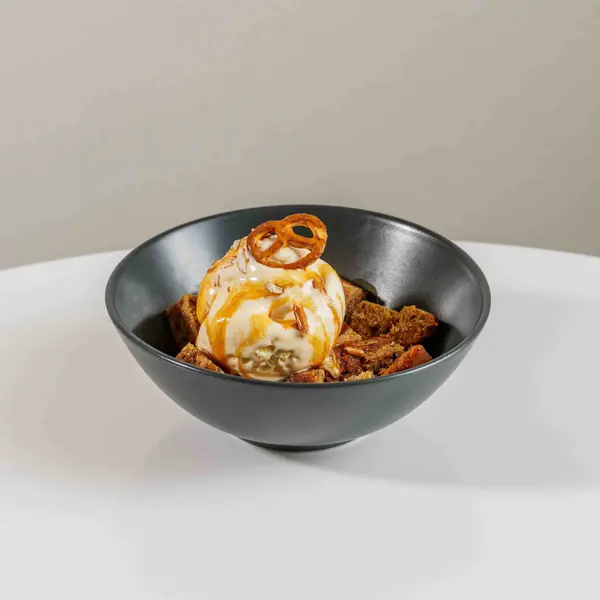 crane-cafe - Fuji Cake