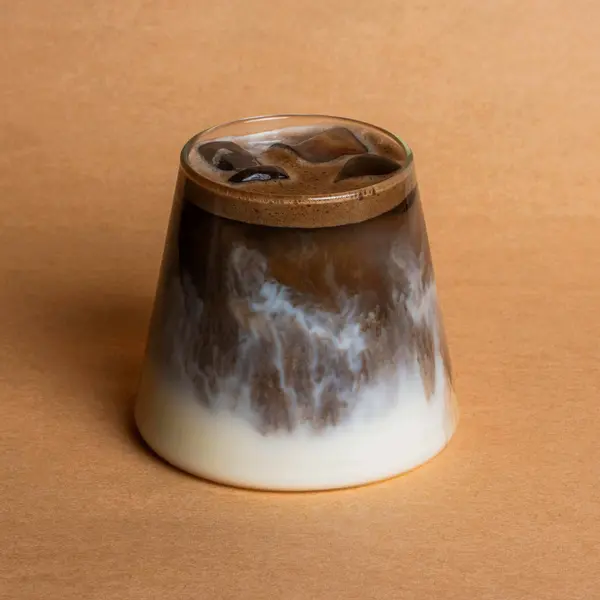 crane-cafe - Hojicha Coconut Iced Latte