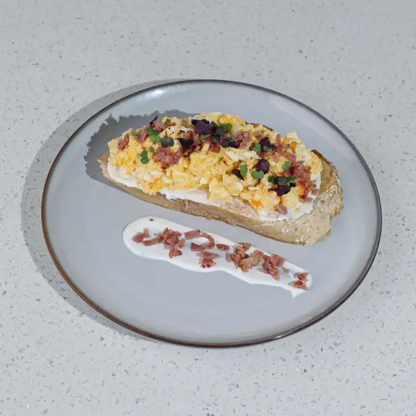 crane-cafe - Scrambled Egg on Toast