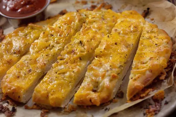 crazy-for-pizza - Cheesy Garlic Bread