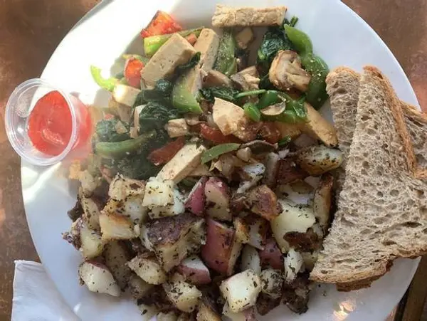 crepeville - Smoked Tofu Scramble