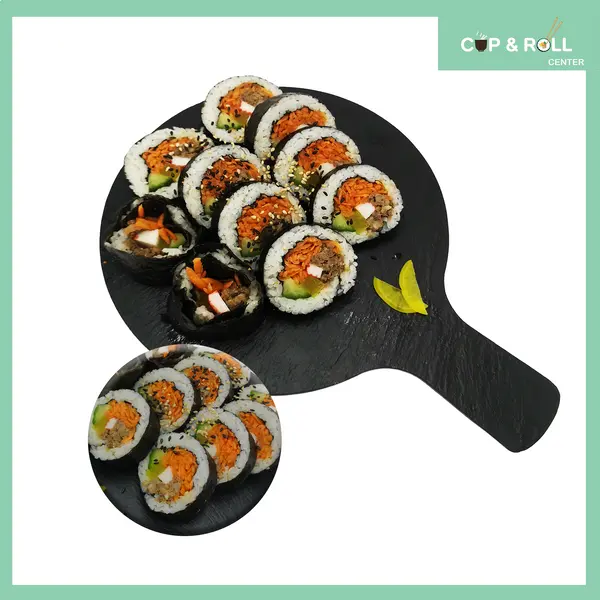 cuproll-center-korean-restaurant - Кимбап със свинско месо