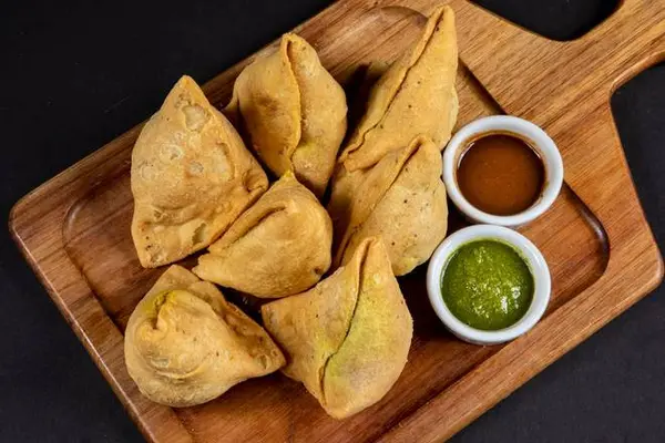 curry-up-now - Catering Samosas