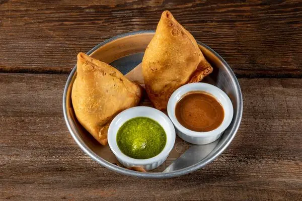 curry-up-now - 2 Samosas