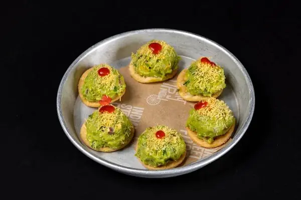 curry-up-now - Guac Sev Puri