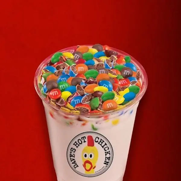 daves-hot-chicken - M&M Top Loaded Shake