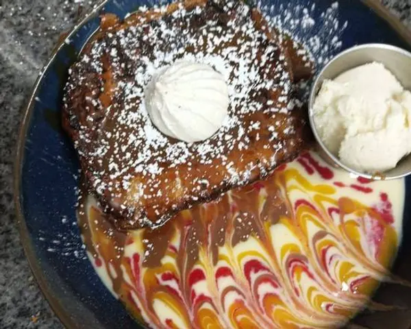 del-mama - Brioche perdue caramélisée au fer , crème glacée vanille