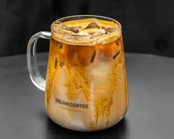 delah-coffee - Iced Yemeni Latte