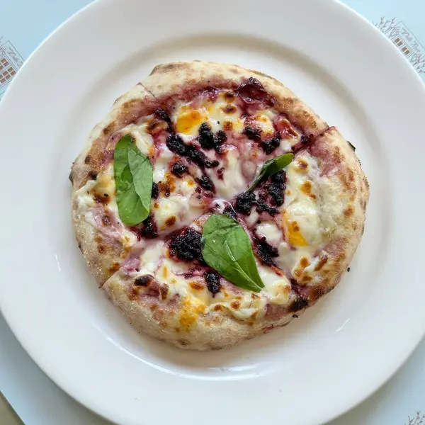 delle-rose - Napoli Blackberry Cheese - نابولي بالتوت و الاجبان