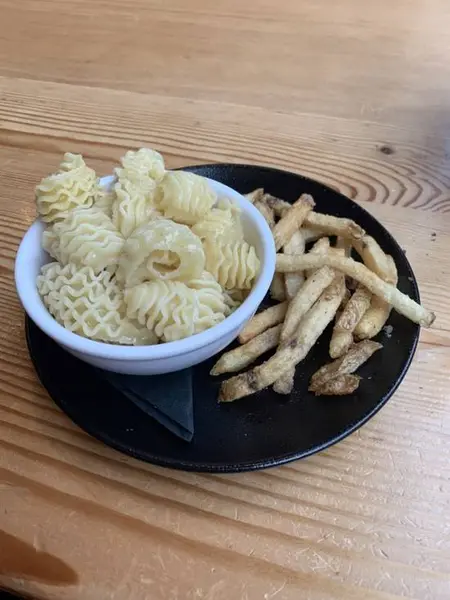 deschutes-brewery-portland-public-house - Kids Buttered Noodles