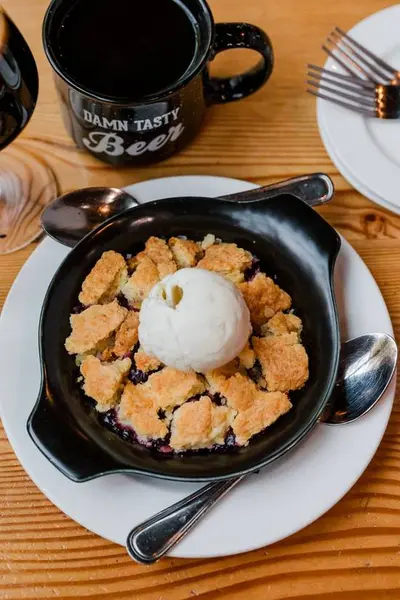 deschutes-brewery-portland-public-house - Marionberry Cobbler