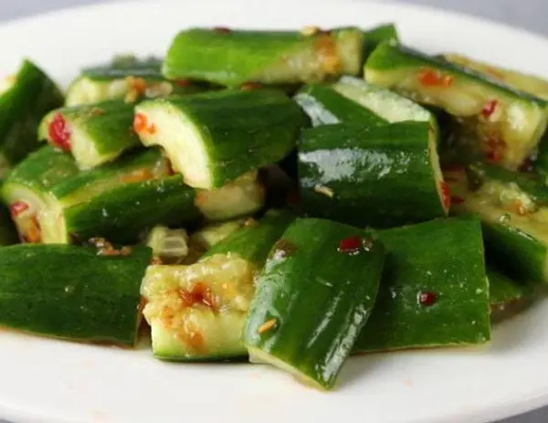 dim-sum-bistro - Marinated Cucumber 涼拌青瓜