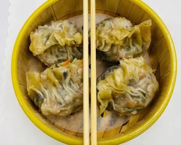 dim-sum-bistro - 25. Shark's Fin Dumpling with Shrimp and Pork 魚翅餃