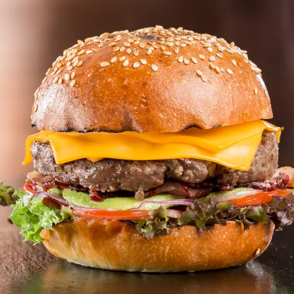 divine-kitchen-tz - Classic Beef Burger