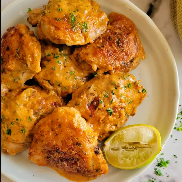 divine-kitchen-tz - Chicken in Coconut Sauce