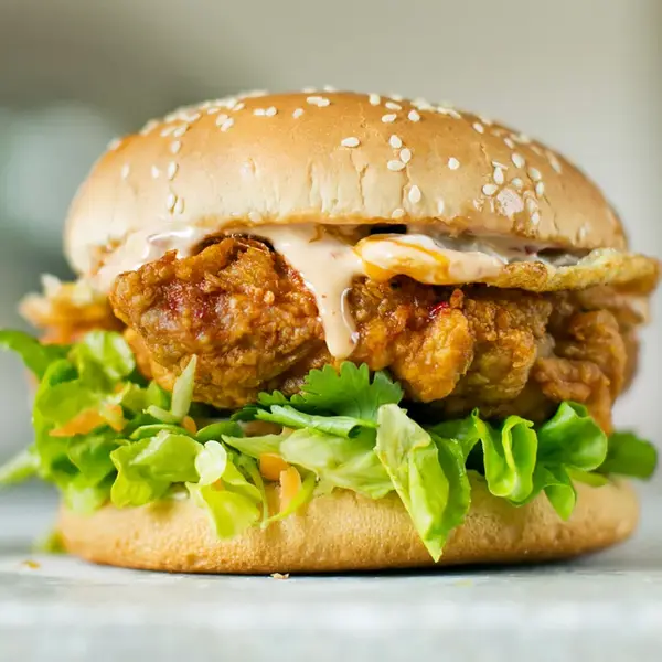 divine-kitchen-tz - Chicken Burger