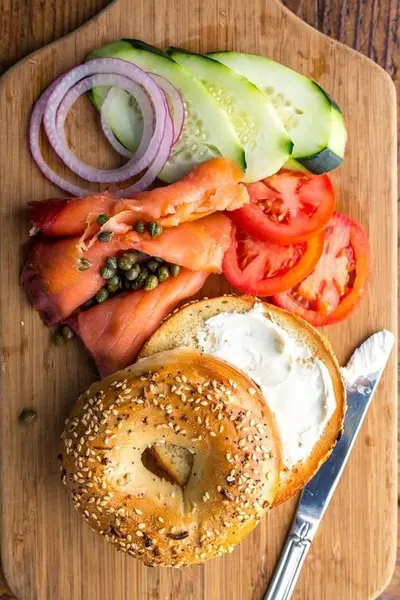 dolores-park-cafe - Bagel w/ Lox