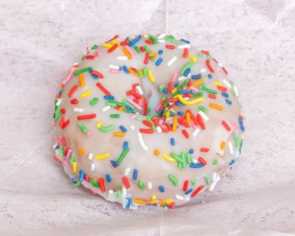 donut-king - Vanilla Sprinkle Cake Donut