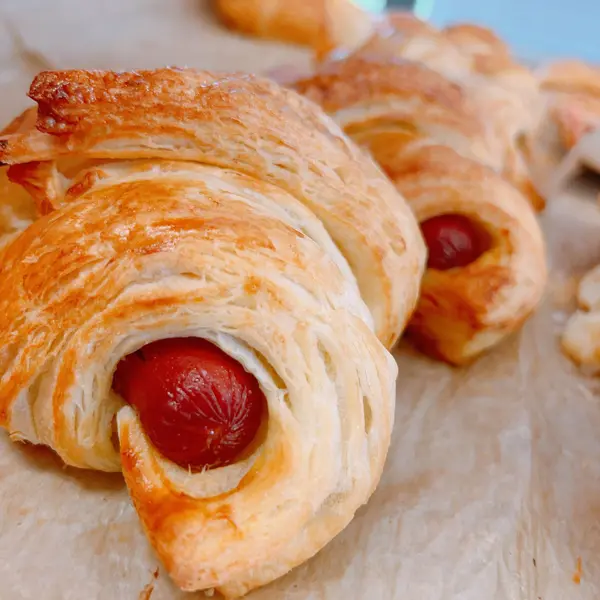 donut-time - Pig in the blanket (Hot Dog Croissant)