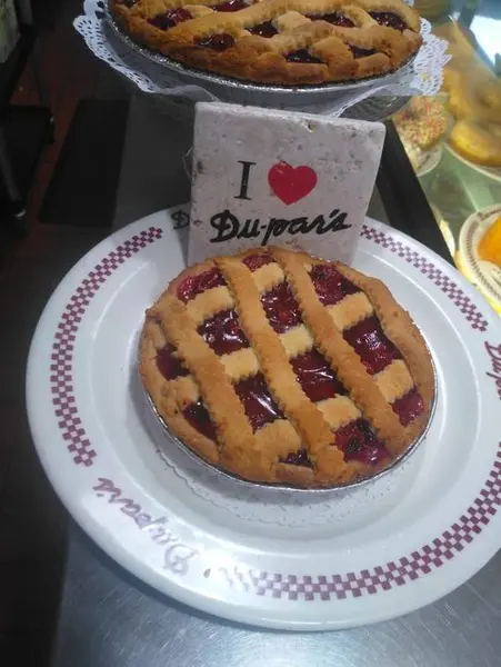 du-pars-restaurant - Cherry Pie Slice