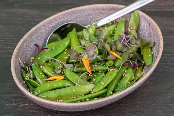 dumpling-time - Sauteed & Gingered Snap Peas