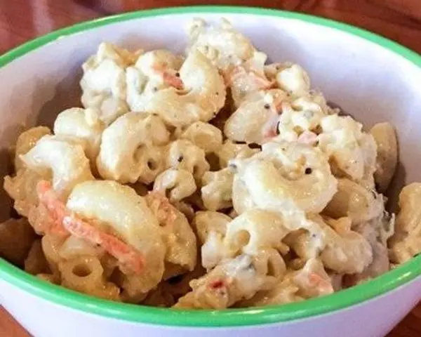 east-side-delicatessen - Homemade Macaroni Salad (8 Oz.)