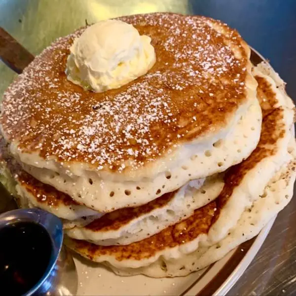 eatn-park - Short Stack of Pancakes