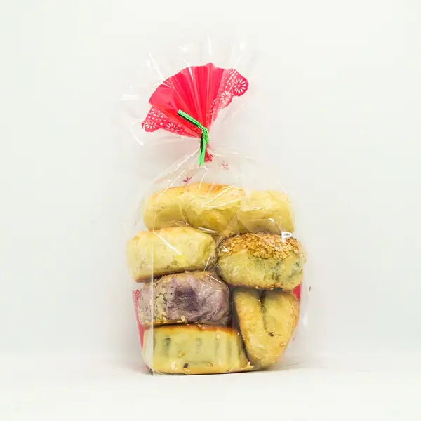 echague-bakery-incorporated - Assorted Hopia (6pcs.)