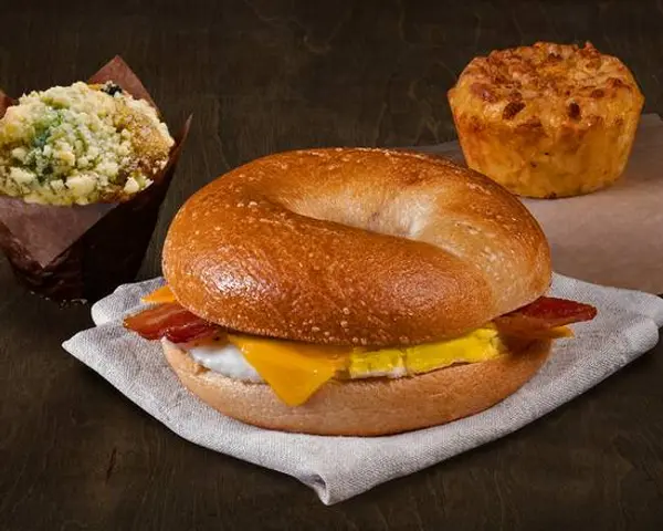 einstein-bros-bagels - Bacon & Cheddar Brunch Special